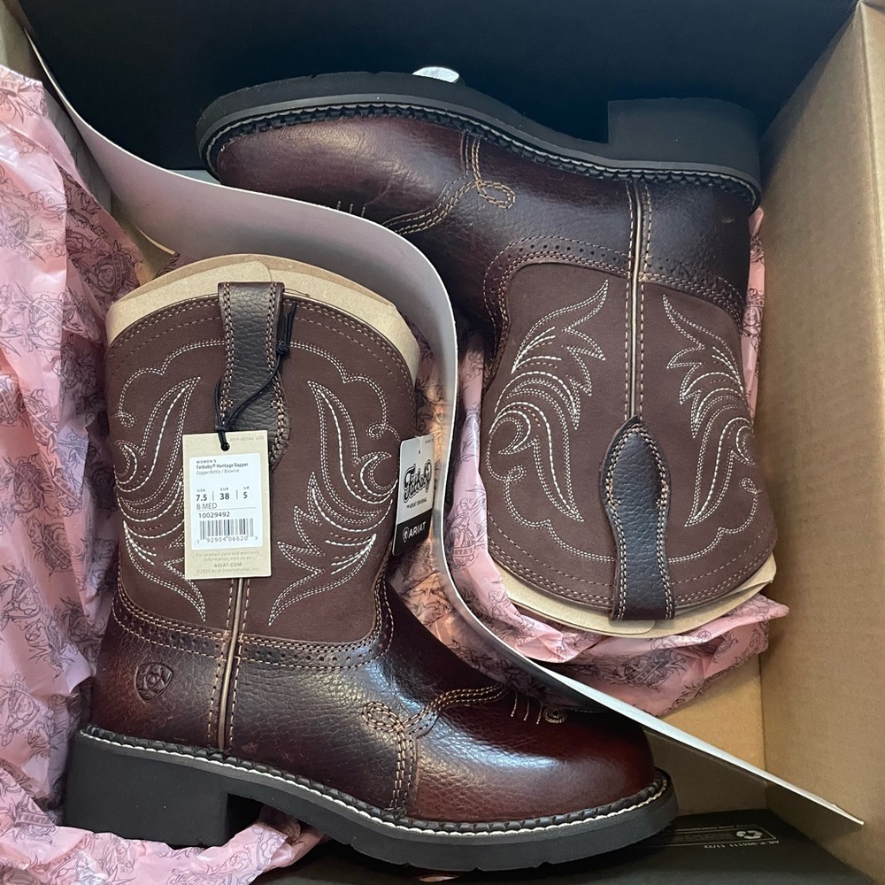 Ariat Fatbaby Heritage Dapper Women’s Boot in Cooper/Brownie size 7.5